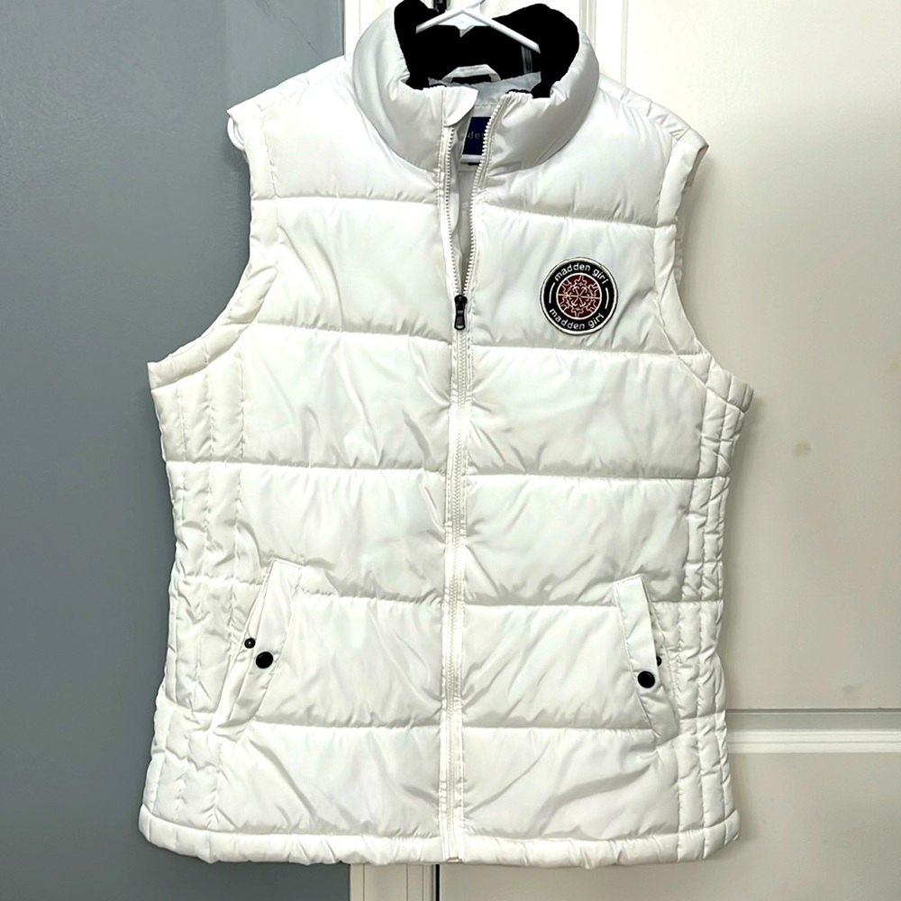 Madden girl off white puffer vest